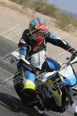 media/May-05-2025-Moto Forza (Mon) [[3c1838c5e5]]/3-C Group/Session 2 (Turn 7 Inside)/